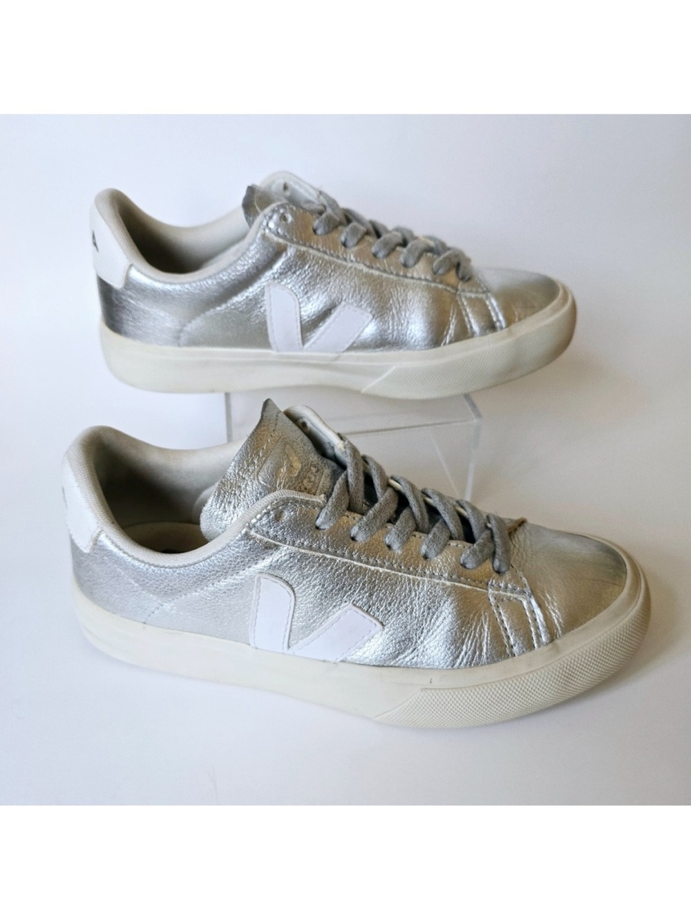 VEJA Campo Leather Silver White Sneakers Women’s Size 6 EU 37 - Picture 3 of 7
